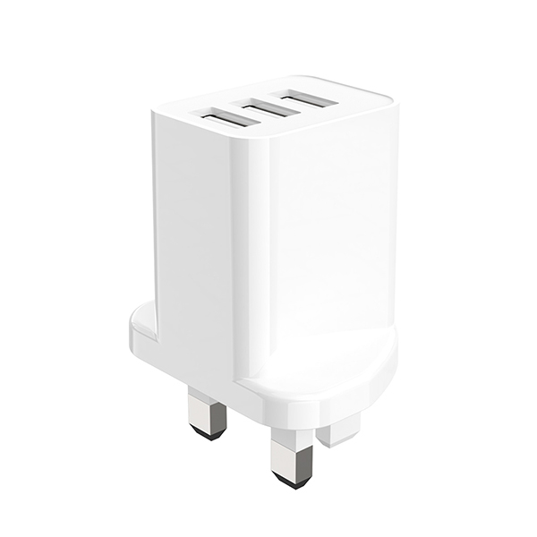 3USB 旅行充電器-ST590 英規(guī)